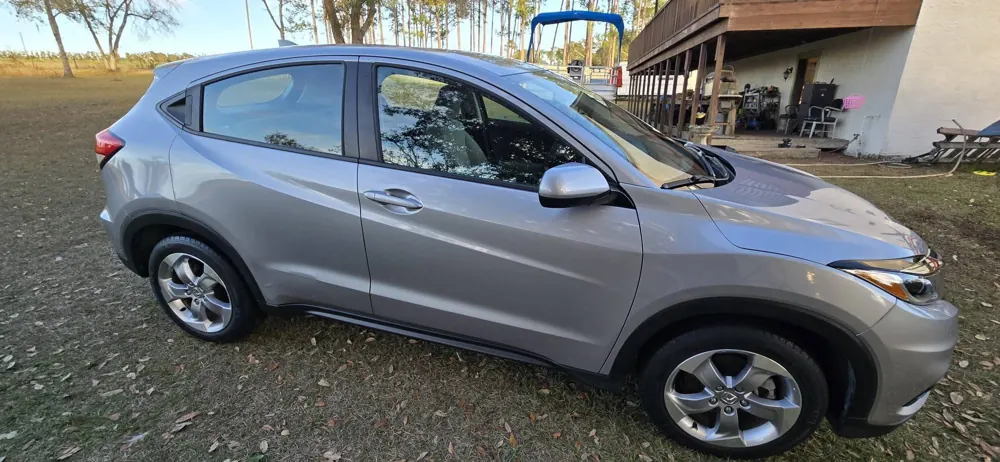 Silver Honda HR-V side profile